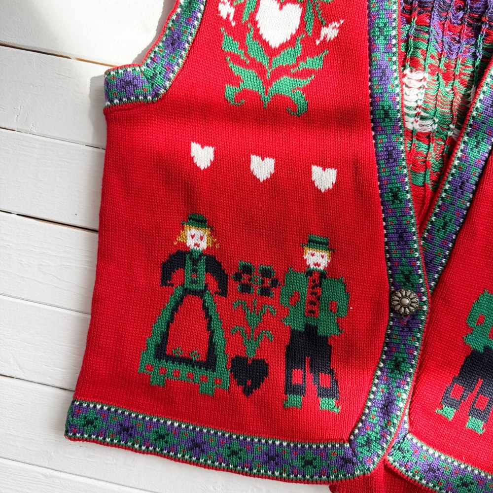 Cullinane vtg Bavarian floral red hand knit sweater vest - Picture 3 of 5